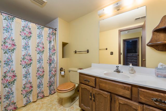 9743 W 16th Street, Zion, IL 60099