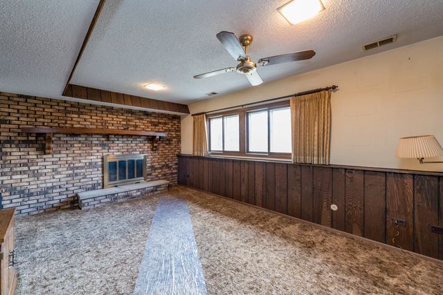 9743 W 16th Street, Zion, IL 60099