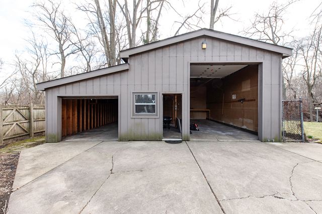 9743 W 16th Street, Zion, IL 60099