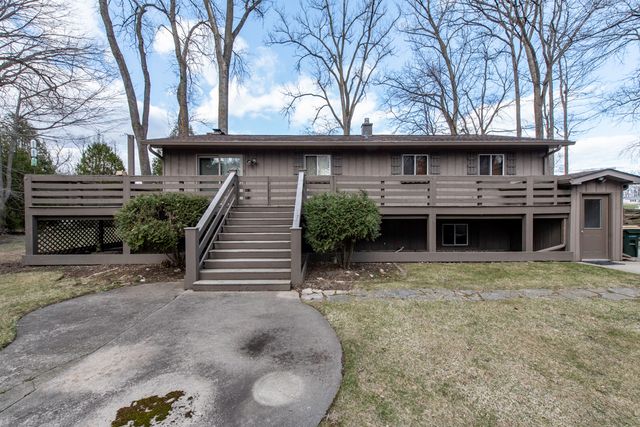 9743 W 16th Street, Zion, IL 60099