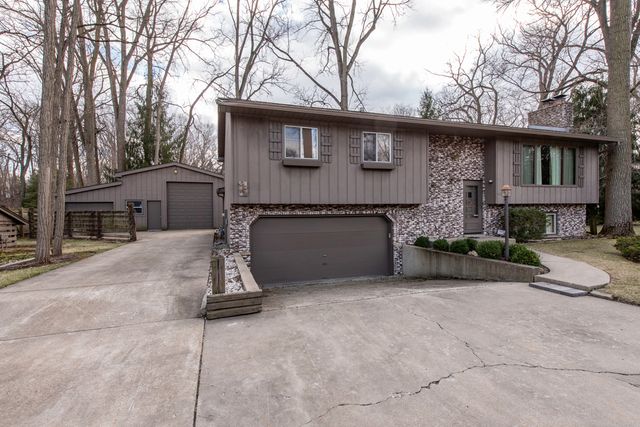 9743 W 16th Street, Zion, IL 60099