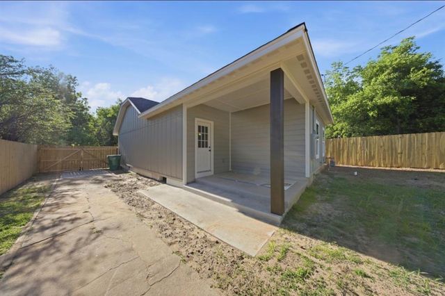 1031 Harris Avenue, Oklahoma City, OK 73107