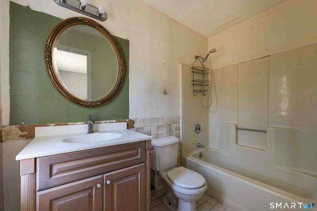137 Davenport Road, Roxbury, CT 06783