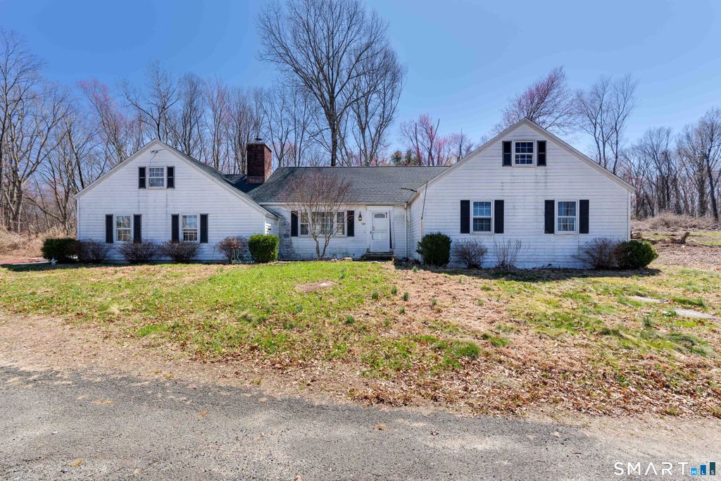 137 Davenport Road, Roxbury, CT 06783