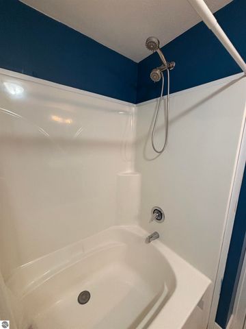 841 Shady Lane, Traverse City, MI 49686