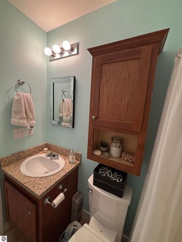 841 Shady Lane, Traverse City, MI 49686