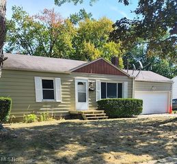 3509 Lenox, Youngstown, OH 44502
