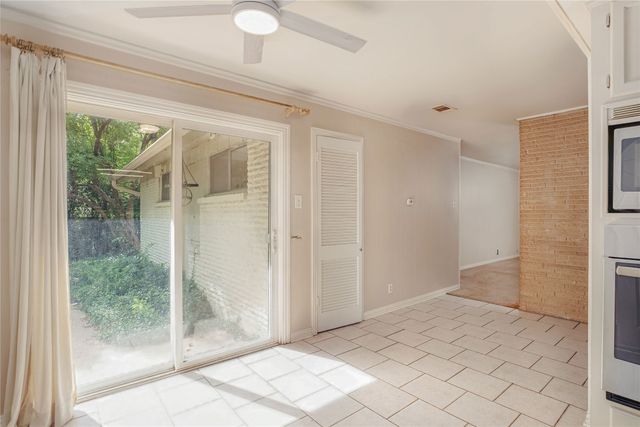 1206 Farnham Court E, Irving, TX 75062