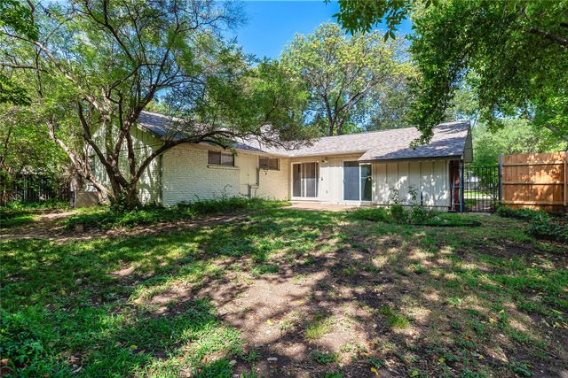 1206 Farnham Court E, Irving, TX 75062
