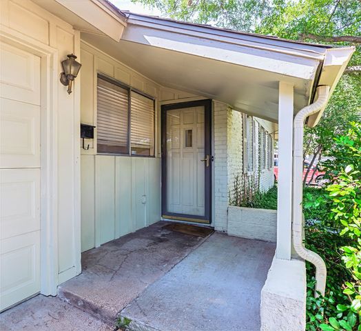 1206 Farnham Court E, Irving, TX 75062