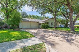 1206 Farnham Court E, Irving, TX 75062
