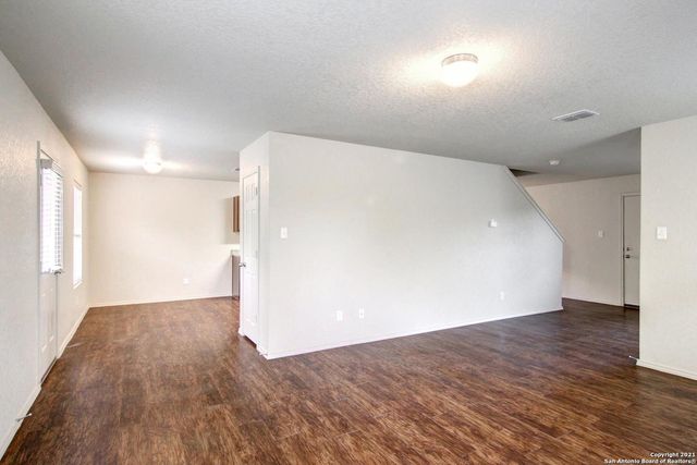 2710 Telder Path, San Antonio, TX 78228