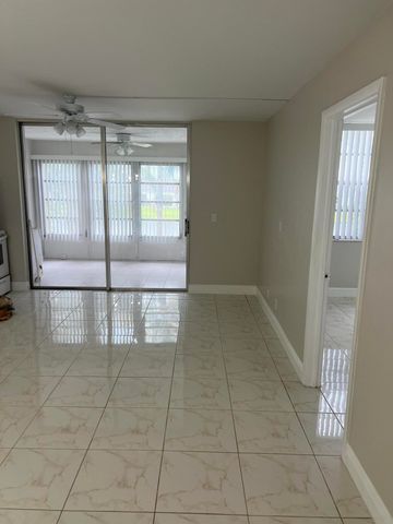 24 Abbey Lane 204, Delray Beach, FL 33446