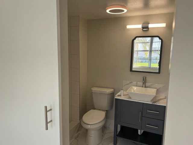 24 Abbey Lane 204, Delray Beach, FL 33446