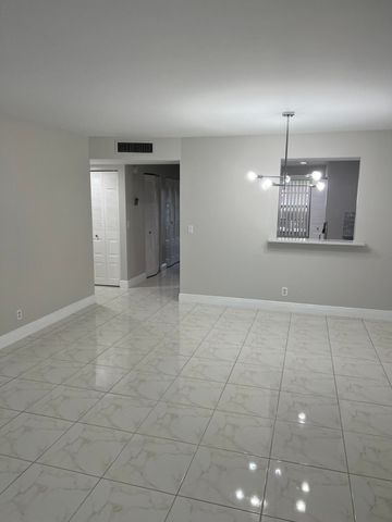 24 Abbey Lane 204, Delray Beach, FL 33446