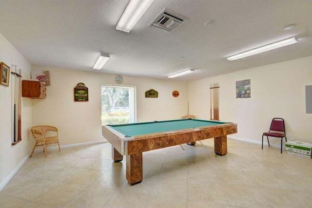 24 Abbey Lane 204, Delray Beach, FL 33446