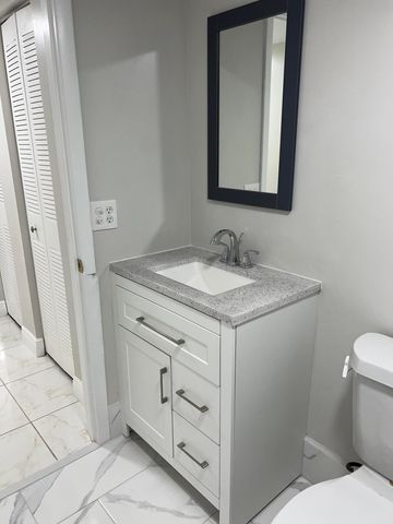 24 Abbey Lane 204, Delray Beach, FL 33446