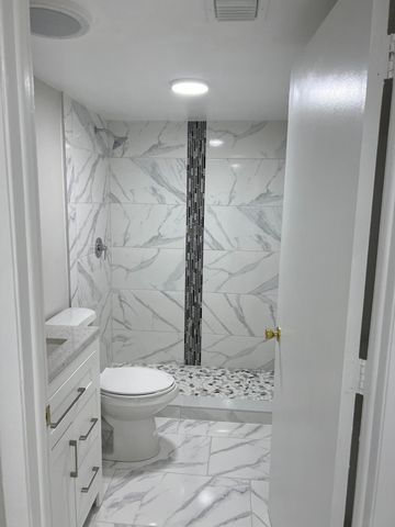24 Abbey Lane 204, Delray Beach, FL 33446