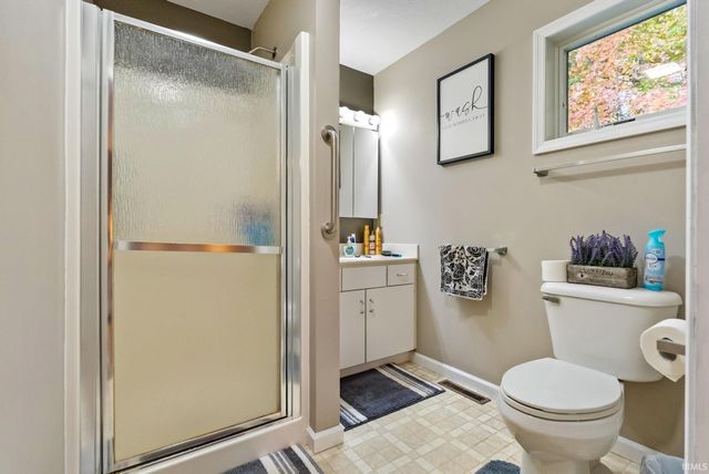 2142 S State Road 5 57, Pierceton, IN 46562