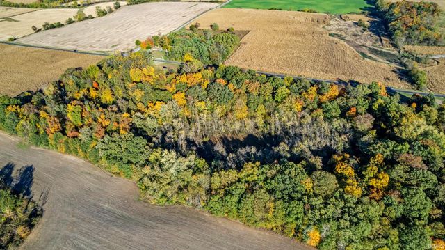 2142 S State Road 5 57, Pierceton, IN 46562