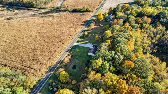 2142 S State Road 5 57, Pierceton, IN 46562