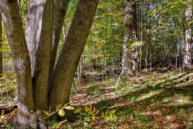 2142 S State Road 5 57, Pierceton, IN 46562