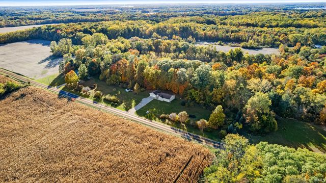 2142 S State Road 5 57, Pierceton, IN 46562