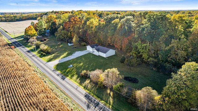 2142 S State Road 5 57, Pierceton, IN 46562