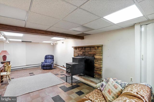 716 WINIFRED RD, Cumberland, MD 21502