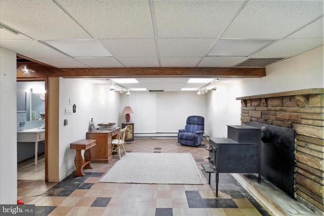 716 WINIFRED RD, Cumberland, MD 21502