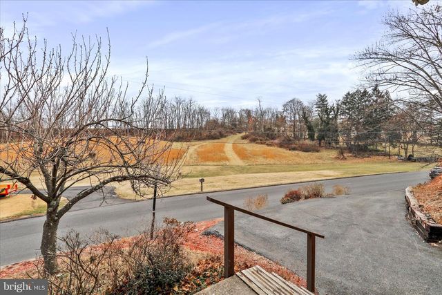 716 WINIFRED RD, Cumberland, MD 21502