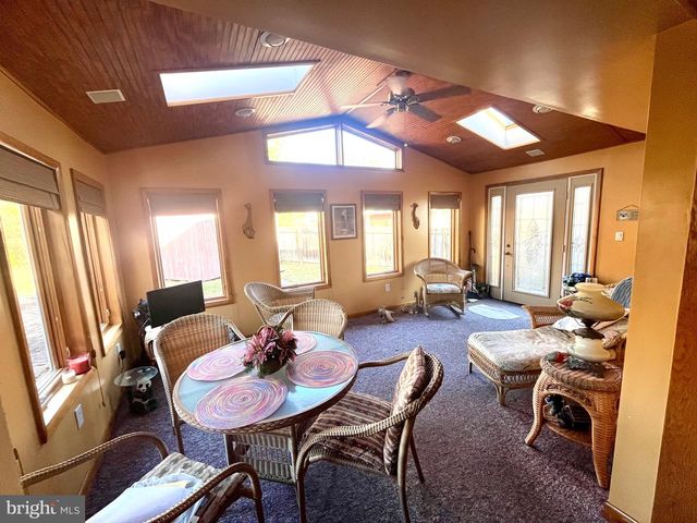 716 WINIFRED RD, Cumberland, MD 21502