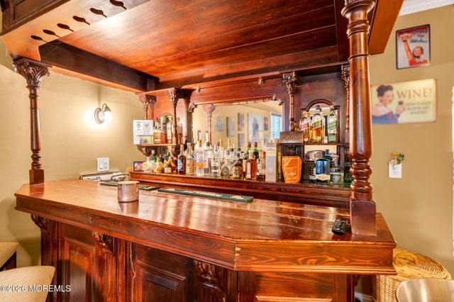 657 Valley Road, Brielle, NJ 08730