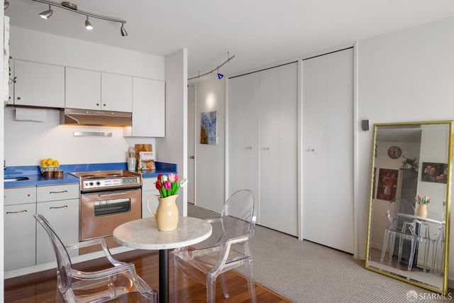 1001 Pine Street 1308, San Francisco, CA 94109