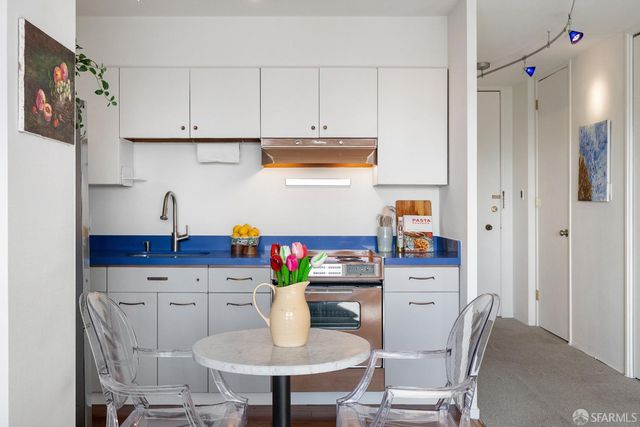 1001 Pine Street 1308, San Francisco, CA 94109