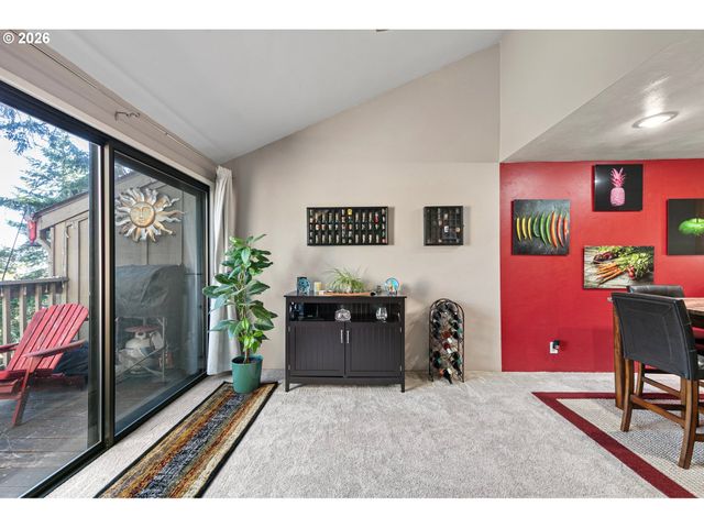 151 TREEHILL Loop, Eugene, OR 97405