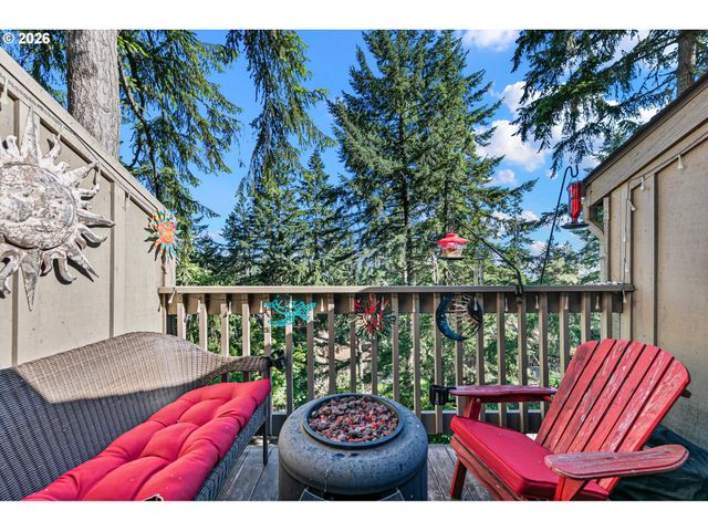 151 TREEHILL Loop, Eugene, OR 97405