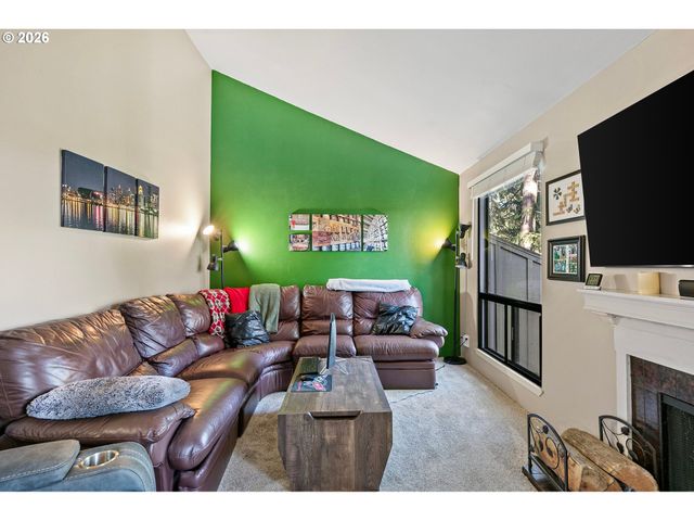 151 TREEHILL Loop, Eugene, OR 97405