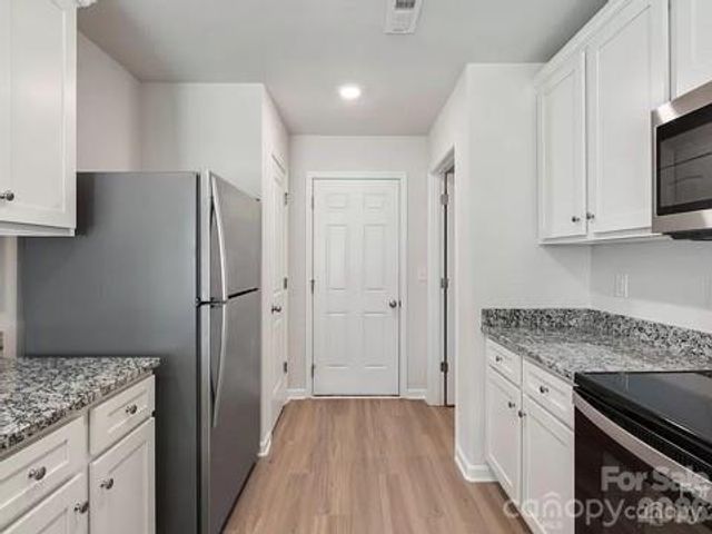 1637 Nia Road, Charlotte, NC 28215