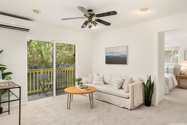 2266 Auhuhu Street, Pearl City, HI 96782