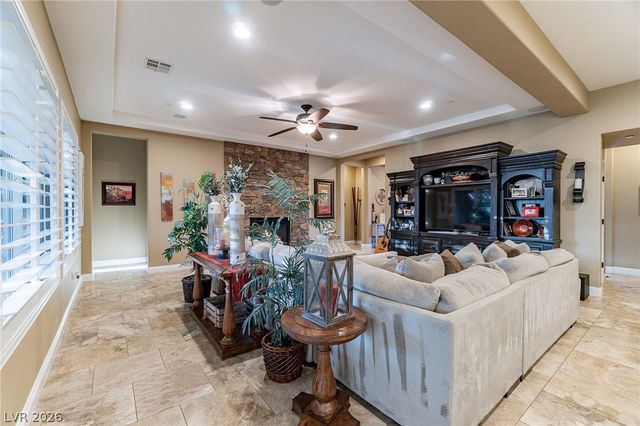 2893 Grande Arch Street, Henderson, NV 89044