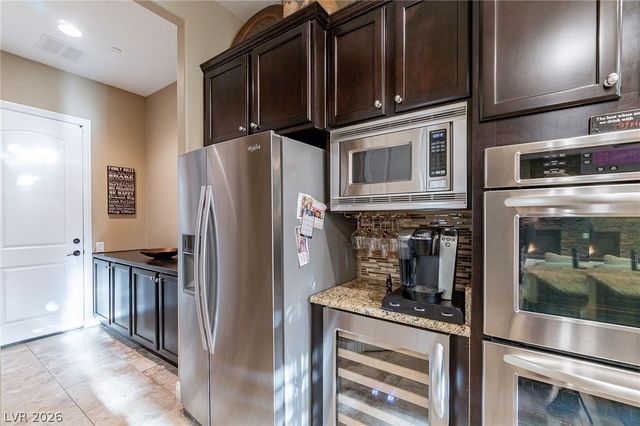 2893 Grande Arch Street, Henderson, NV 89044
