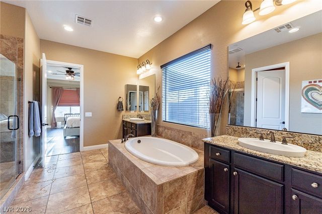 2893 Grande Arch Street, Henderson, NV 89044