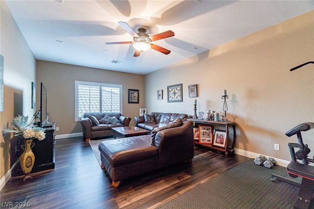 2893 Grande Arch Street, Henderson, NV 89044