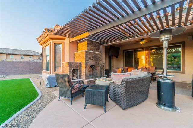 2893 Grande Arch Street, Henderson, NV 89044
