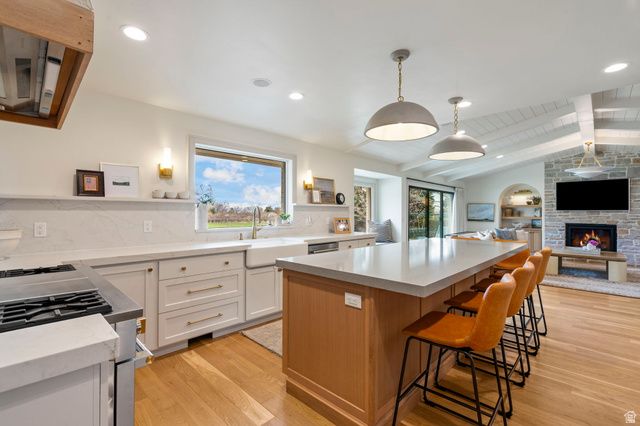 10686 N JERLING DR, Highland, UT 84003