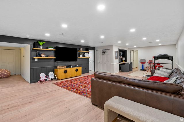 10686 N JERLING DR, Highland, UT 84003