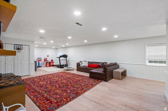 10686 N JERLING DR, Highland, UT 84003