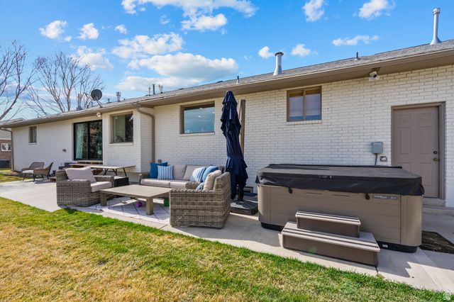 10686 N JERLING DR, Highland, UT 84003