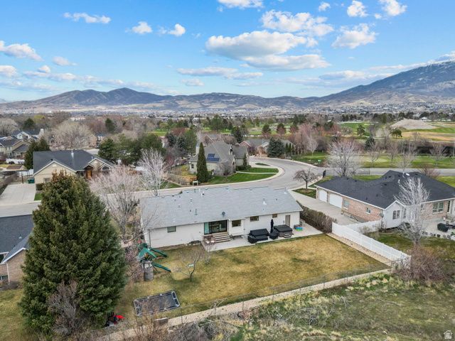 10686 N JERLING DR, Highland, UT 84003